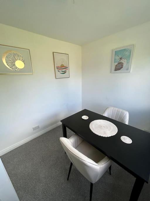 Campbells Retreat Villa Seahouses Exterior photo